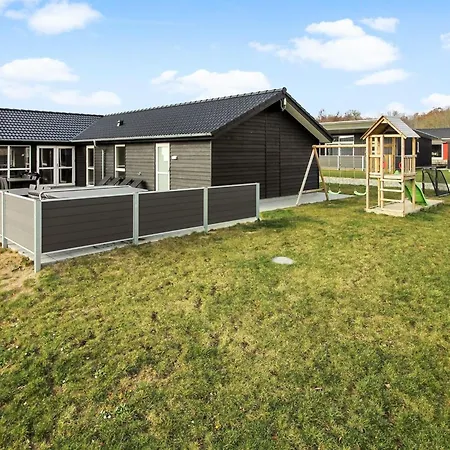 Yakari - 300m From The Sea By Interhome Feriehus *
